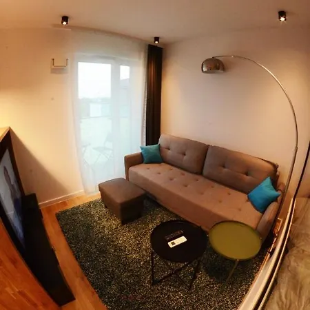 New Modern Apartment, Top Floor, Great View! Ac, Designer Industrial! Natural Wood! Apartment Krakow